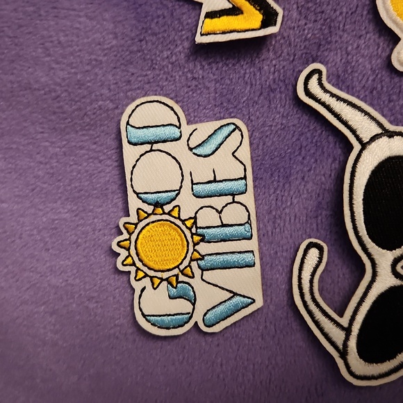 Good Island Vibes Patches Set - Picture 2 of 7
